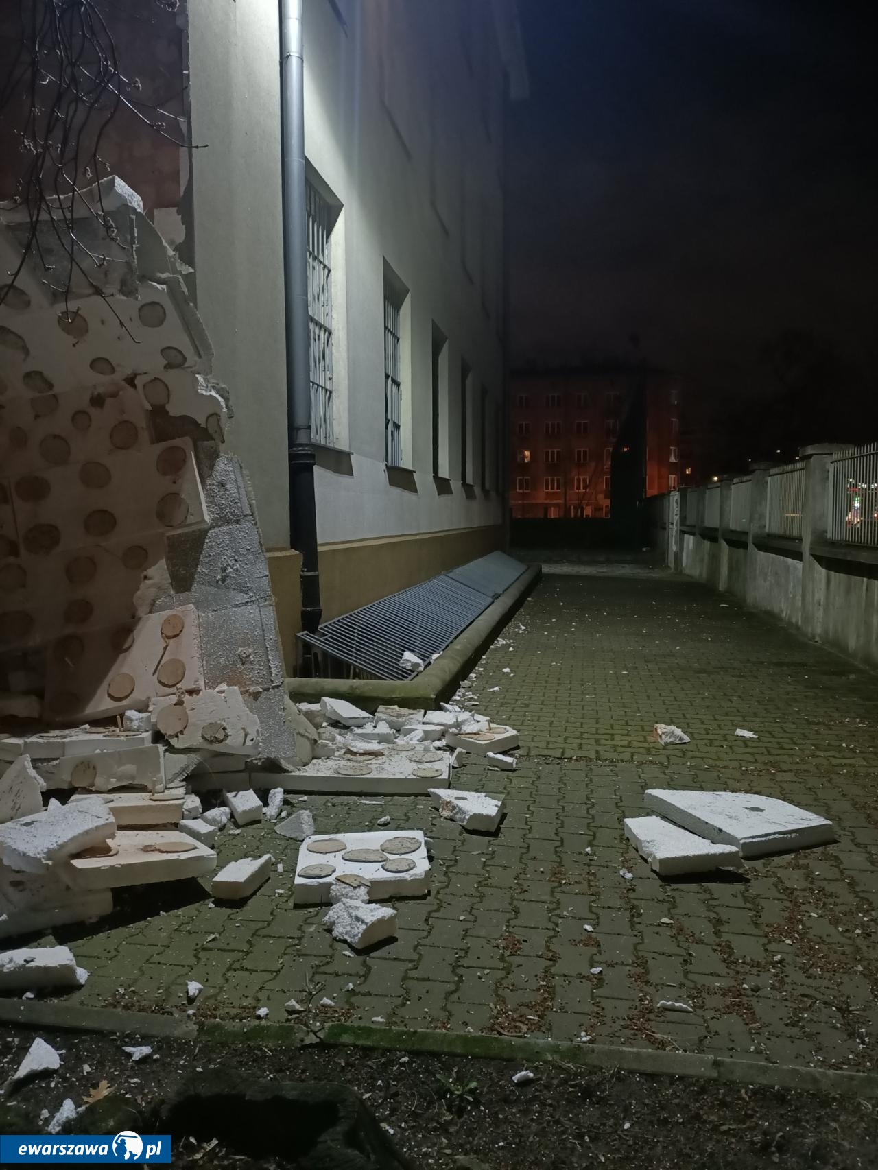 LXXVI Liceum Ogólnokształcące w Warszawie | fot. Krzysztof Michalski / facebook.com/radnymichalskidlapragi