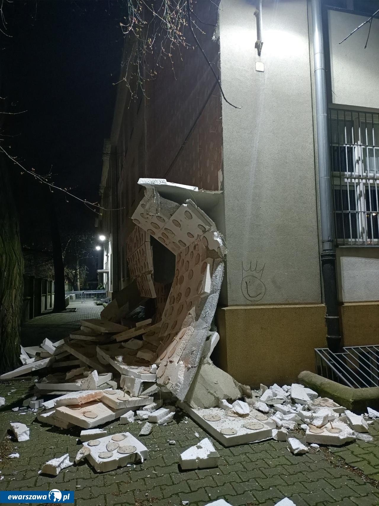 LXXVI Liceum Ogólnokształcące w Warszawie | fot. Krzysztof Michalski / facebook.com/radnymichalskidlapragi