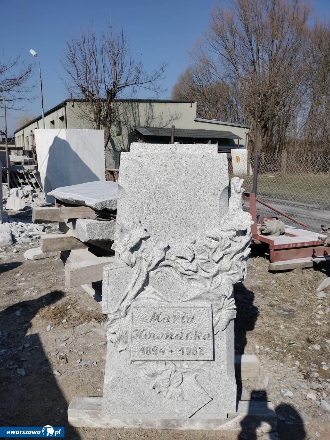 pomnik Marii Kownackiej | fot. facebook.com/WarszawskaSpoldzielniaMieszkaniowa