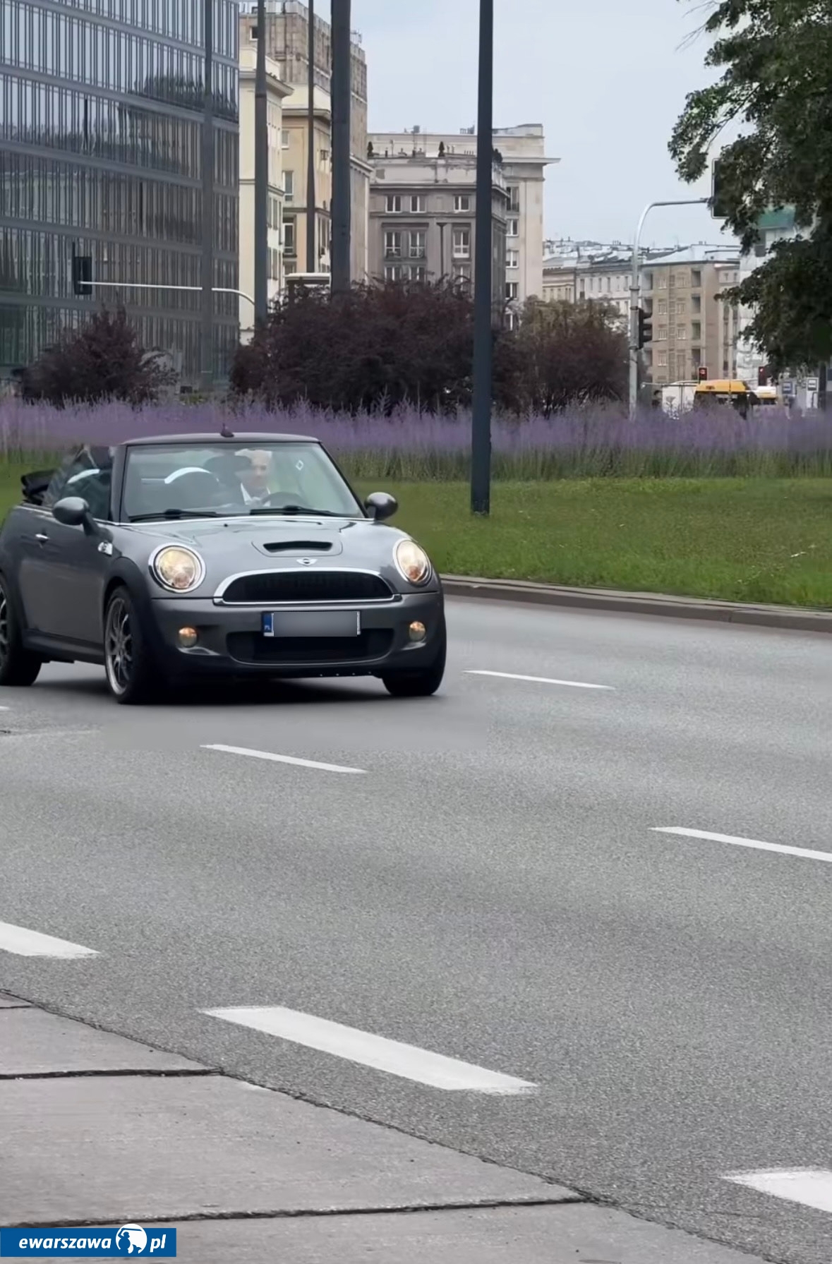 Hubert Urbański i "milionerowy" tir | fot. instagram.com/polsatofficial